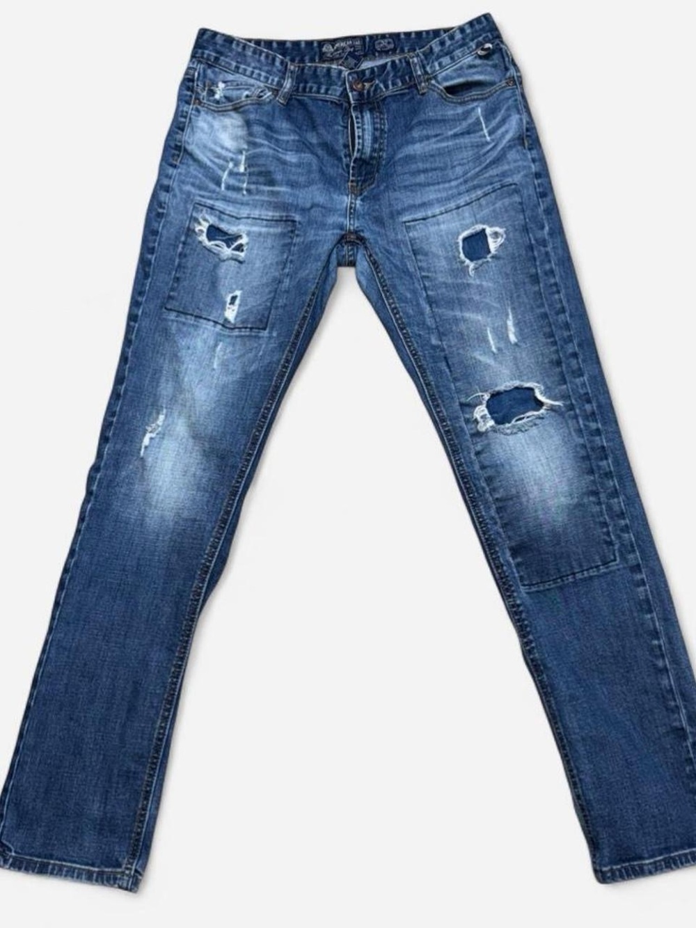 American Rag distressed skinny jeans
Men’s size 32x32